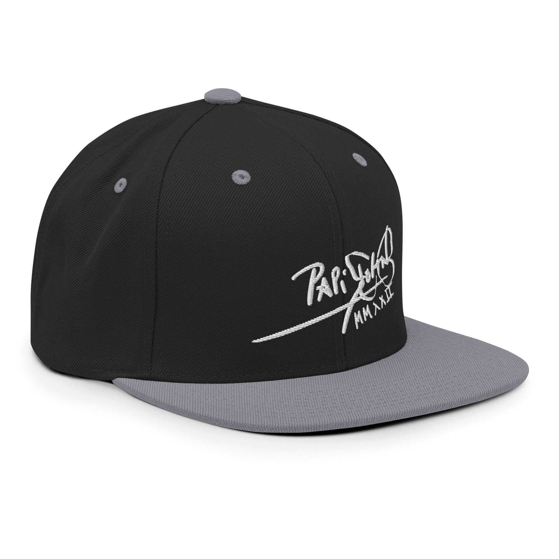 gorra papijohn snapback negra firma bordada visera gris