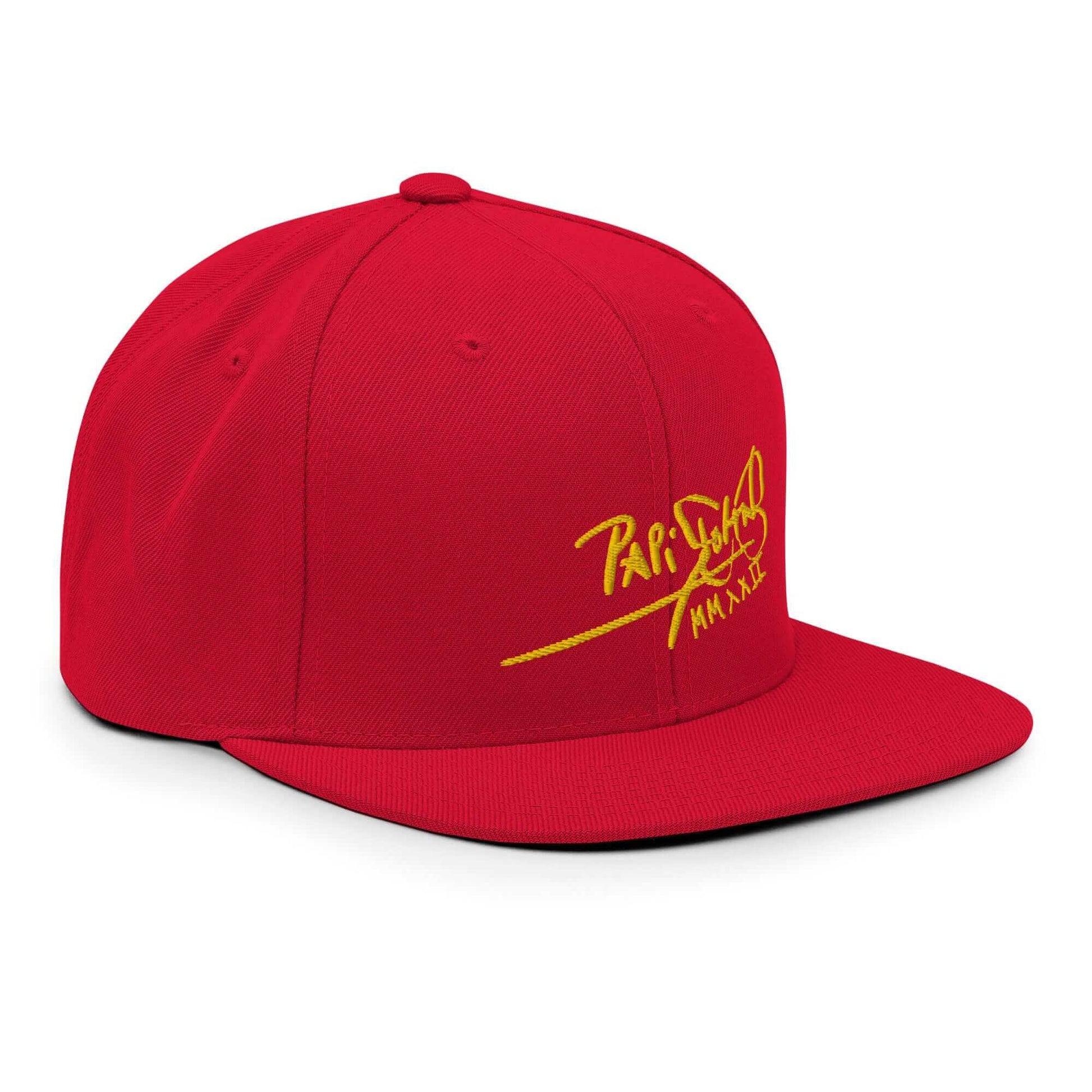 PapiJohn® The Gold Signature Classic Snapback in vibrant red right profile displaying the elevated crown rigidity and exact flat bill outline | Streetwear d'Auteur