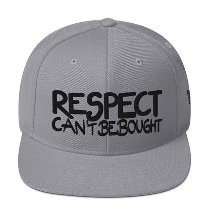 PapiJohn® The Respect Archive Black Signature Edition Snapback in silver canvas front view focusing on the clean definitions of the volumetric black embroidered text | Sala 1 Wearable Art Fashion