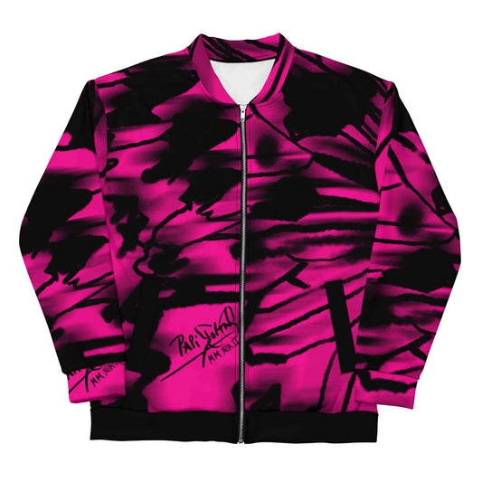 Front view of the SALA 3 | Attitude Alas Graff Pink bomber studio jacket by PapiJohn®. Featuring vibrant magenta pink canvas with macro butterfly wing graffiti artwork by $arah Free 💎. High-end streetwear and luxury outerwear de autor curated in Cadifornia.