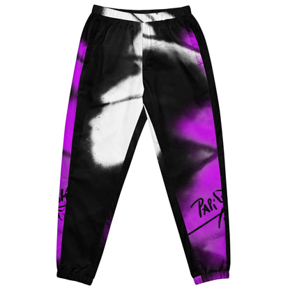 Front view of the SALA 3 | Attitude Pink Monarca pants by PapiJohn®. Featuring hand-drawn vibrant pink monarch butterfly graffiti artwork by $arah Free 💎. High-end streetwear and honest luxury streetwear de autor curated in Cadifornia.