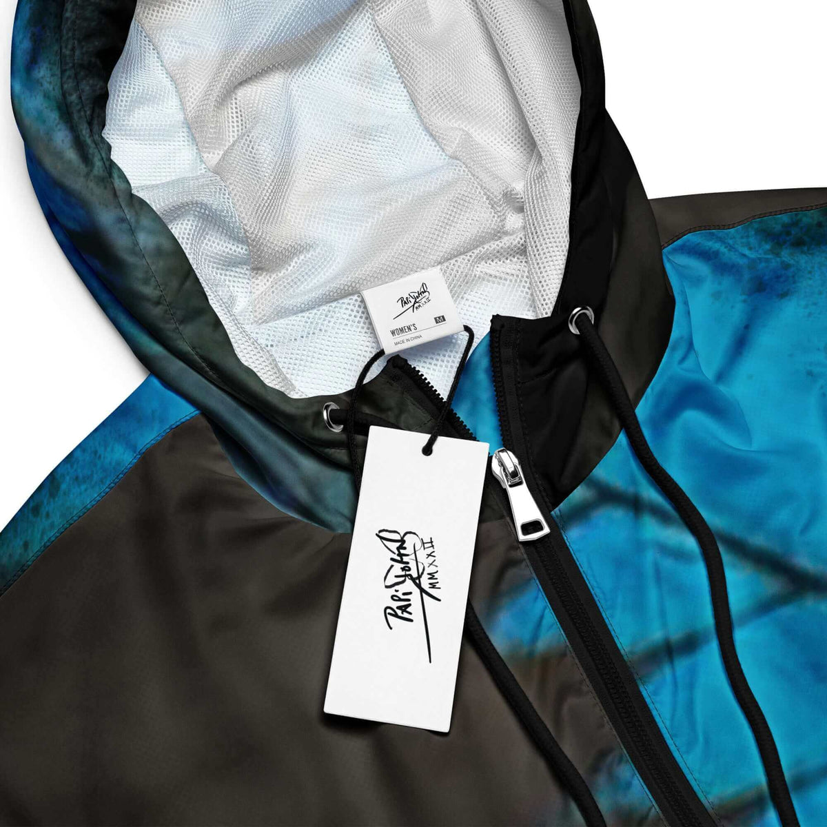 Close-up detail view highlighting the intricate electric blue botanical wing linework, premium organic canvas texture, and custom brand tagging on the SALA 3 | Crop Attitude Alas Blue Rinascimento Canvas by $arah Free 💎. Honest luxury streetwear curated in Cadifornia.