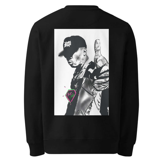 Back view showing the Boom Bap old-school rapper graffiti artwork in a white frame with a fuchsia diamond chain on the SALA 5 | The Old School Echo eco heavyweight crewneck by PapiJohn®. Heavyweight 350 GSM organic cotton, artist driven uniform, and honest luxury streetwear ideado en Cadifornia by $arah Free 💎.