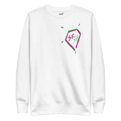 PapiJohn® 🏛️ Sala 5 | The West Coast Legacy | Premium Fleece Canvas — Front view of the White Crewneck. Featuring the iconic Rapper's Diamond acting as a heraldic shield of authenticity by $arah Free 💎 on heavy white brushed fleece. High-end conscious luxury streetwear de autor curated in Cadifornia.