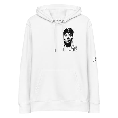 The Africa Diva The Limited Archive $arah Free white luxury streetwear hoodie, clean front view | Premium Street-Couture for global collectors | Papijohn Archive SALA 8 | The Africa Diva | The Limited Archive by PapiJohn®. Chiaroscuro portrait of the Africa Diva by $arah Free 💎 streetwear d'auteur.