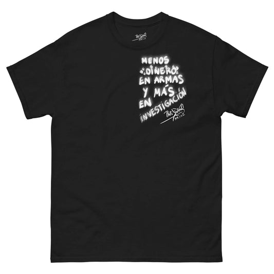 Front view of the SALA 9 | Sentencias | The Research Manifesto (Black) Canvas Tee by PapiJohn®. Featuring high-contrast 3D white graffiti typography artwork on heavy black canvas by $arah Free 💎. High-end intellectual streetwear de autor curated in Cadifornia.