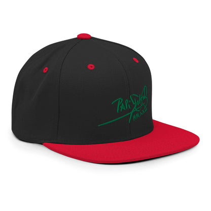PapiJohn® The Green Signature Classic Snapback in black and red right profile displaying the modern high-profile crown height and red flat bill architecture | Streetwear d'Auteur