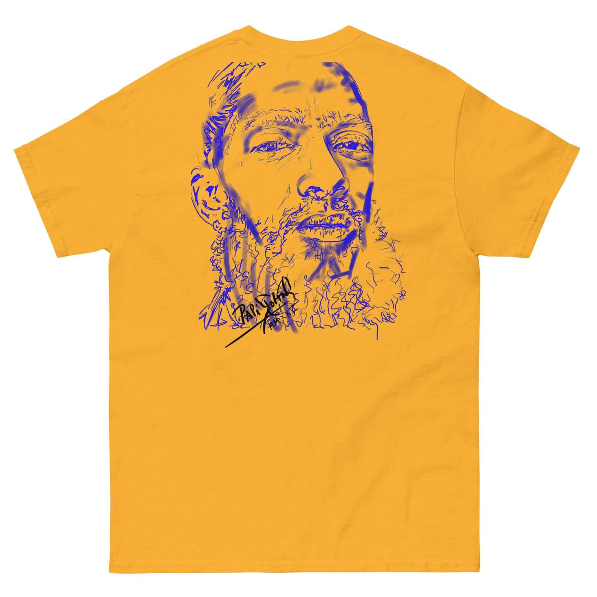 PapiJohn® 🏛️ Sala 5 | The Neon Blue Marathon — Back view of the Gold Canvas Tee. Featuring a glowing neon blue minimalist sketch of the marathon legend by $arah Free 💎, standing out organically against the vibrant golden canvas. Conscious luxury streetwear and urban art curated in Cadifornia.