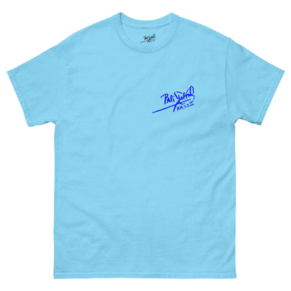 PapiJohn® 🏛️ Sala 5 | The Neon Blue Marathon — Front view of the Sky Blue Canvas Tee. Featuring the classic PapiJohn® signature in blue on the left chest. High-end conscious luxury apparel and authentic streetwear d'auteur curated in Cadifornia.