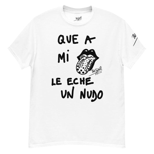 PapiJohn® 🏛️ Sala 7 | Morente Rolling | Rock-Tango Piece — Front view of the White Canvas Tee. Showcasing a Flamenco-Rock fusion by $arah Free 💎, featuring the iconic rock tongue dressed in pop-art polka dots. The artwork acts as a visual substitute in the hand-drawn graffiti statement "QUE A MI [LENGUA] LE ECHE UN NUDO". High-end conscious luxury streetwear curated in Cadifornia.